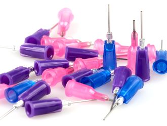 Dispensing needles and tips
